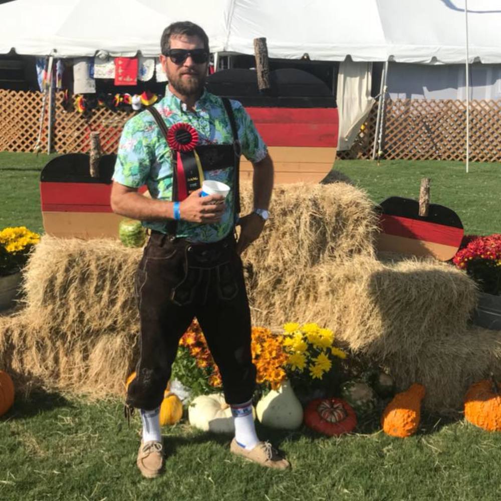 Meet your Posher, Travis